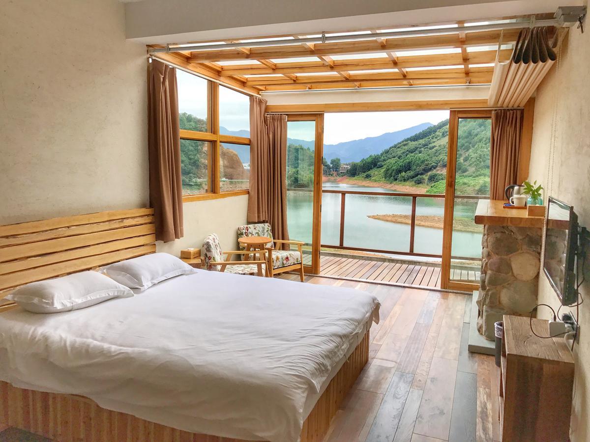 The Lake View Deyishe Resort In Thousand Island Lake Qianwu Exterior foto